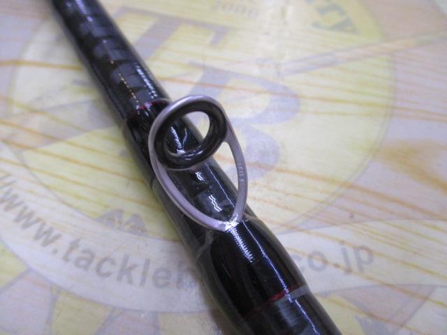 24ハードロッカーBB B83M