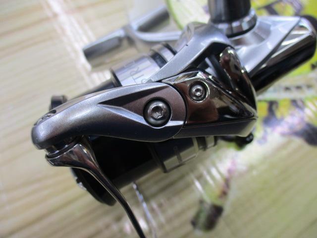 19ストラディック 2500S