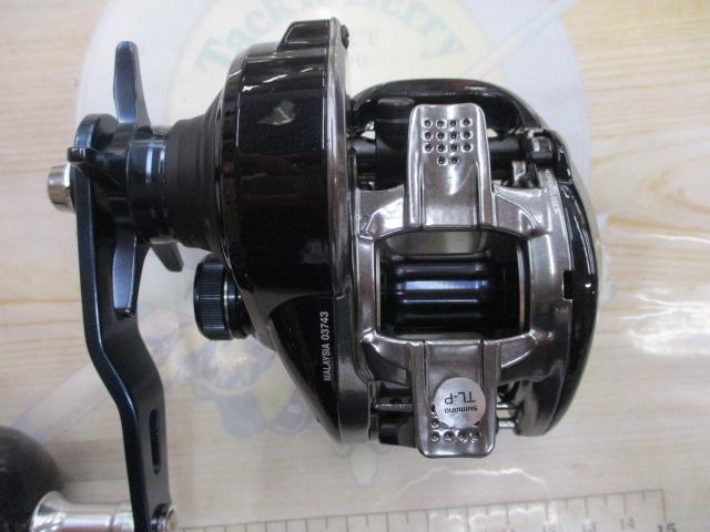 17 グラップラー 300HG(右) PE1.5 300メートル付き 17グラップラー 300HG｜＠ベリーネット 日本最大新品中古釣具WEBショップ