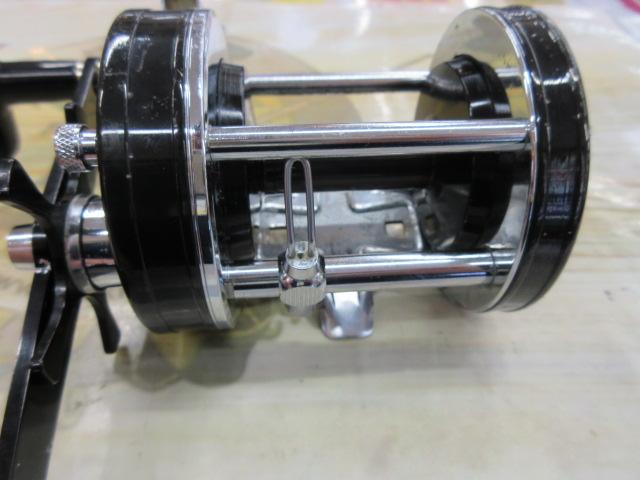 7000C ブラック