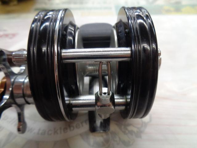 4600C クラシック ブラック