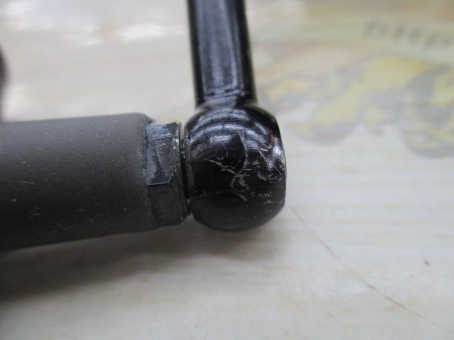 チタノスエアロ GT8000(左)極細仕様