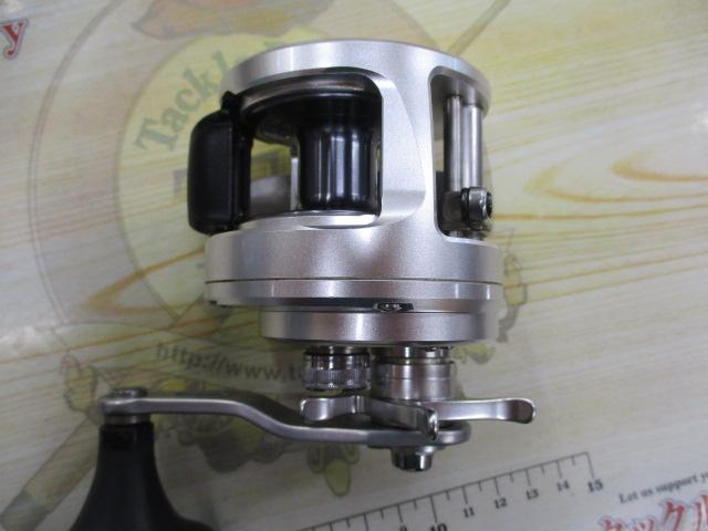 オシアカルカッタ３００HG リール オシアカルカッタ 300hg