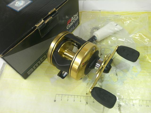 5600D5 ゴールド