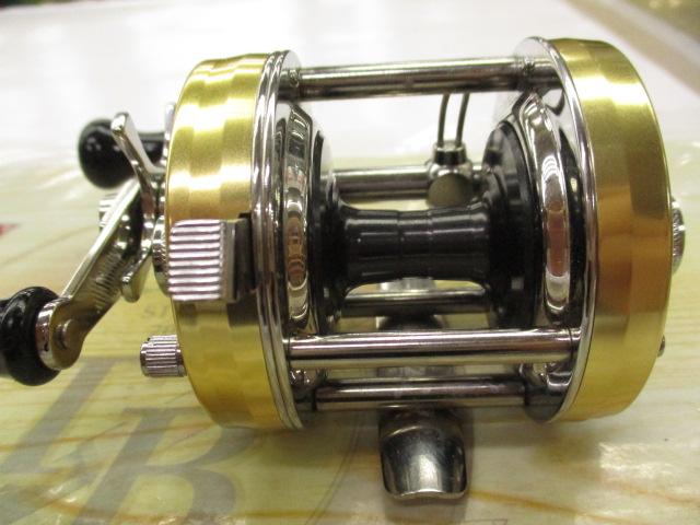 5501CS Rocket シャンパン