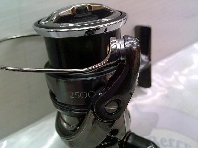 24ツインパワー 2500S｜＠ベリーネット 日本最大新品中古釣具WEBショップ