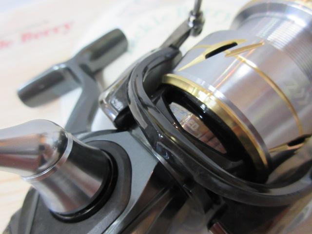20ルビアス LT2500-XH｜＠ベリーネット 日本最大新品中古釣具WEBショップ