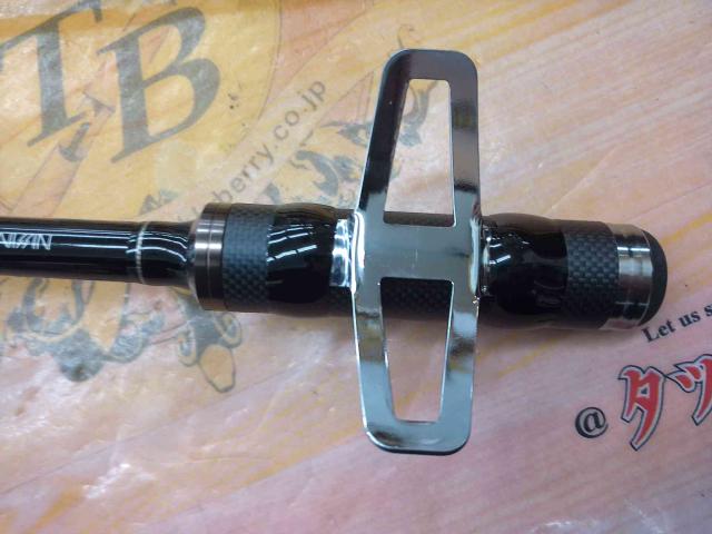 インヴィクタヘチ M270