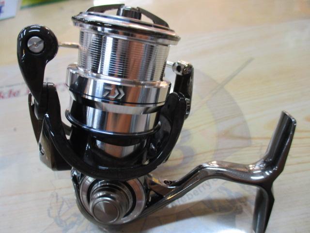 18イグジスト FC LT2500S-C｜＠ベリーネット 日本最大新品中古釣具WEB
