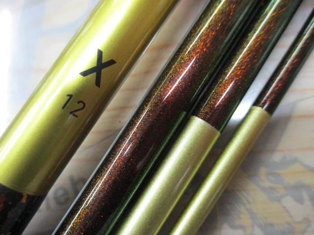 ヘラ X 12