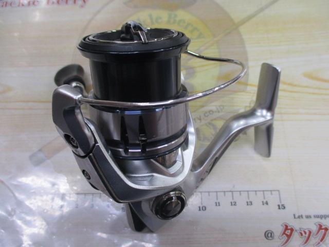 19ストラディック 2500S