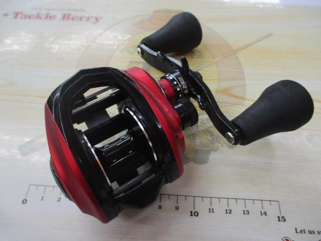即決！◆新品！アブ レボ ビースト 40 ロケット◆ 右巻 9.2：1 レボ ビースト 40 ROCKET 9.2:1｜＠ベリーネット 日本最大新品中古釣具