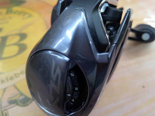 24SLX 70HG