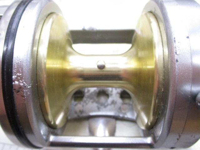 09スピードマスター石鯛 3000T
