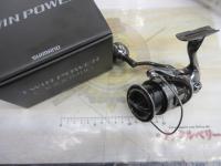 24ツインパワー C3000MHG