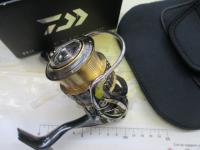 15イグジスト 2505F