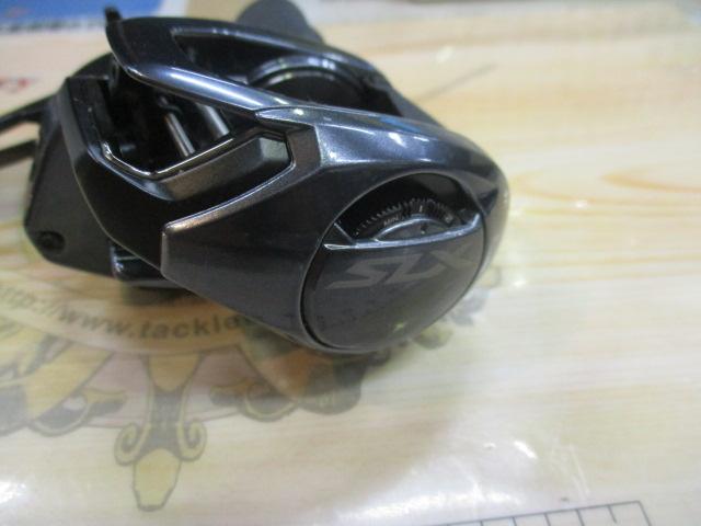 24SLX 70XG