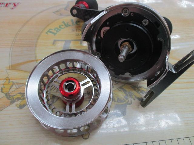 AK60Rアルティスト黒鯛3号100M糸ナシ