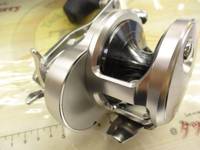 17オシアジガー 2000NRHG｜＠ベリーネット 日本最大新品中古釣具WEB