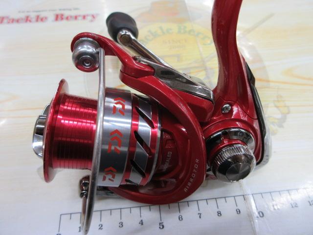 【引き取り限定/未使用】スペイン製シャンデリア レッド DV1 86T-R・V｜＠ベリーネット 日本最大新品中古釣具WEBショップ