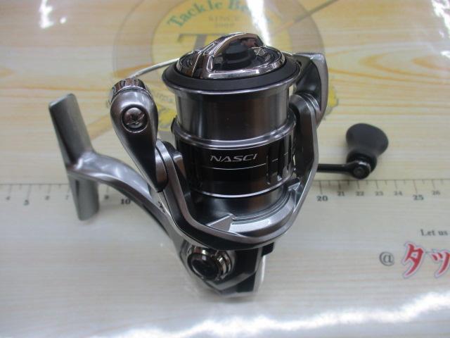 21 ナスキー C2000SHG 予備スプール付き 21 ナスキー C2000SHG 予備スプール付き シマノ（SHIMANO） ナスキー