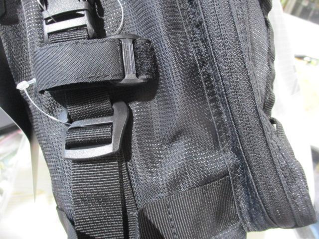 エメラルダスタクティカルヒップバッグ(C)グレー