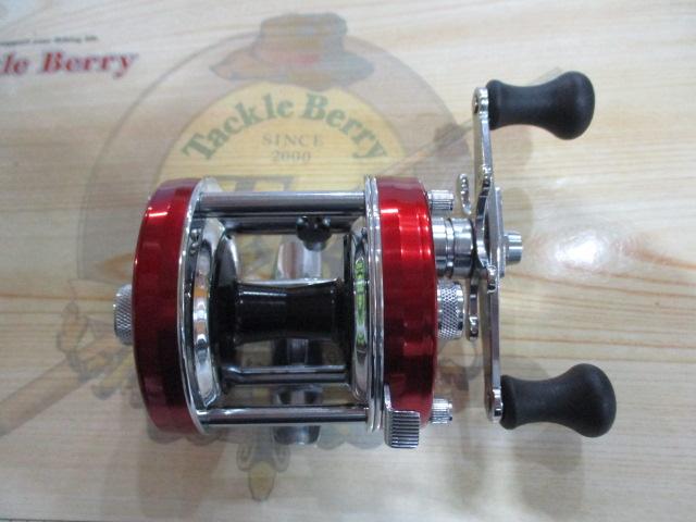 5500C レッド｜＠ベリーネット 日本最大新品中古釣具WEBショップ