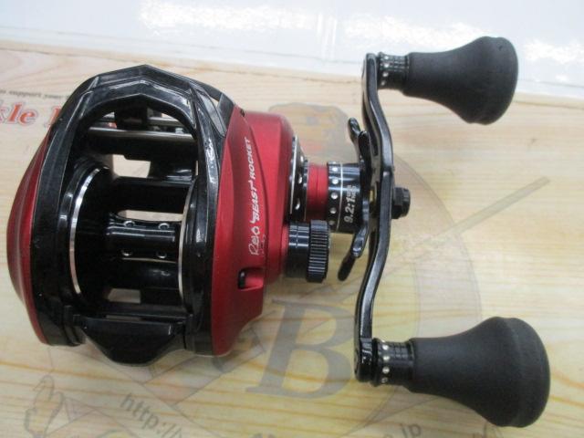 即決！◆新品！アブ レボ ビースト 40 ロケット◆ 右巻 9.2：1 レボ ビースト 40 ROCKET 9.2:1｜＠ベリーネット 日本最大新品中古釣具