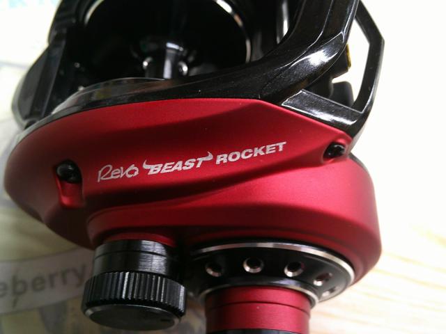 レボ ビースト 40 ROCKET 9.2:1｜＠ベリーネット 日本最大新品中古釣具