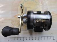 02アクシス 401F