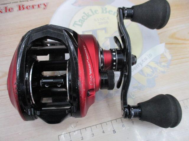 即決！◆新品！アブ レボ ビースト 40 ロケット◆ 右巻 9.2：1 レボ ビースト 40 ROCKET 9.2:1｜＠ベリーネット 日本最大新品中古釣具
