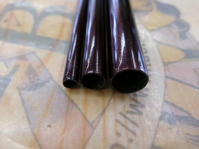 紅月 12
