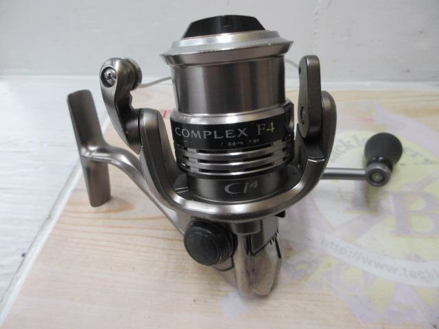 コンプレックス 2500HGS F4｜＠ベリーネット 日本最大新品中古釣具WEB