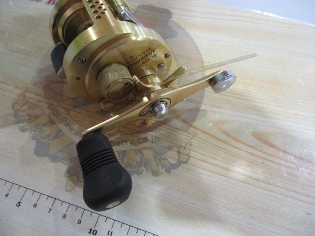シマノ カルカッタコンクエスト400F 中古品 04カルカッタコンクエスト 400F｜＠ベリーネット 日本最大新品中古釣具