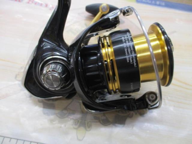 お*き様 23レガリスLT3000CXH新品未使用 23レガリス LT3000-CXH｜＠ベリーネット 日本最大新品中古釣具WEBショップ