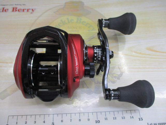 即決！◆新品！アブ レボ ビースト 40 ロケット◆ 右巻 9.2：1 レボ ビースト 40 ROCKET 9.2:1｜＠ベリーネット 日本最大新品中古釣具