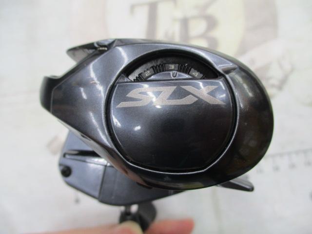 24SLX 70XG