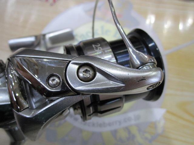 19ストラディック 2500SHG