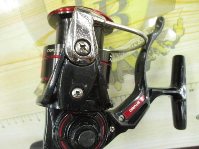 19シグナス 2500H-LBD 0 2500H-LBD ダイワ 本音 2500H-LBDの最安値