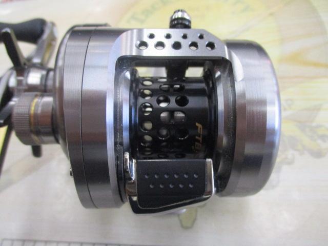 DAD シマノ 17 カルカッタコンクエストBFS HG 17カルカッタコンクエストBFS HG-L｜＠ベリーネット 日本最大新品中古
