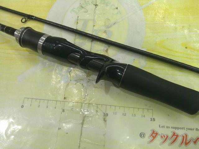 エクスセンス B804ML/RS