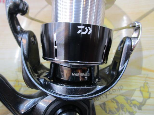 24ルビアス LT4000-XH｜＠ベリーネット 日本最大新品中古釣具WEBショップ
