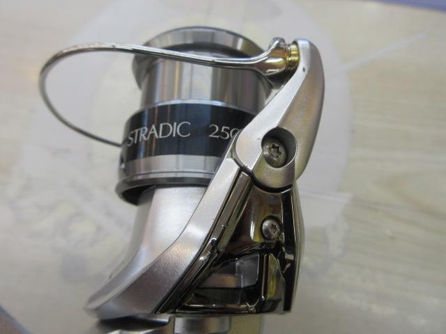 美品　15ストラディック2500S 15ストラディック 2500S｜＠ベリーネット 日本最大新品中古釣具WEBショップ