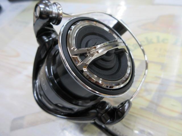11ツインパワー2500S 予備部品多数付属 24ツインパワー 2500S｜＠ベリーネット 日本最大新品中古釣具WEBショップ