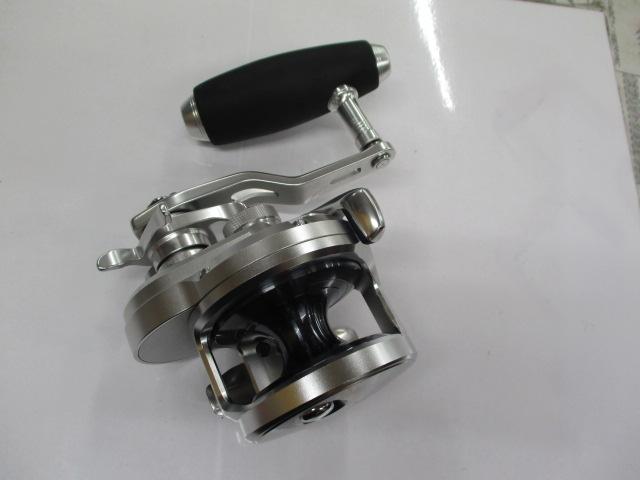 17オシアジガー 2000NRHG｜＠ベリーネット 日本最大新品中古釣具WEB