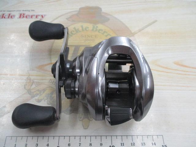 再出品　SHIMANO CHRONARCH MGL 151HG リール 17クロナークMGL 151HG｜＠ベリーネット 日本最大新品中古釣具WEBショップ