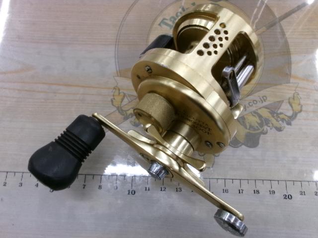 シマノ カルカッタコンクエスト400F 中古品 04カルカッタコンクエスト 400F｜＠ベリーネット 日本最大新品中古釣具