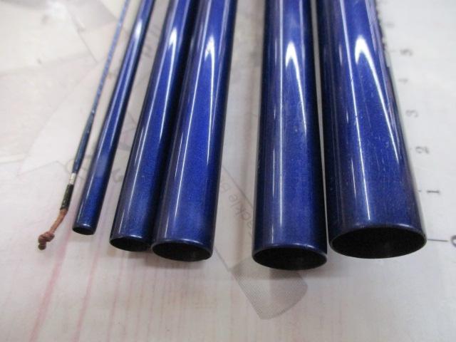 ヘラ F 20
