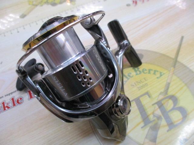 シマノ 20ツインパワー C3000XG [極美品 / 付属品完備 ] SHIMANO 20