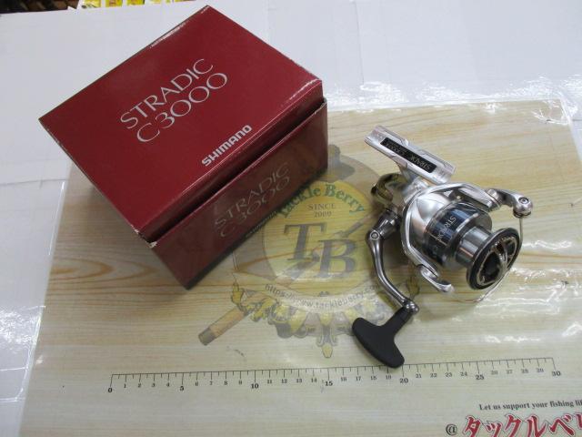 SHIMANO　ストラディックC3000　15　リール　 中古品　箱付き 15ストラディック C3000｜＠ベリーネット 日本最大新品中古釣具WEBショップ
